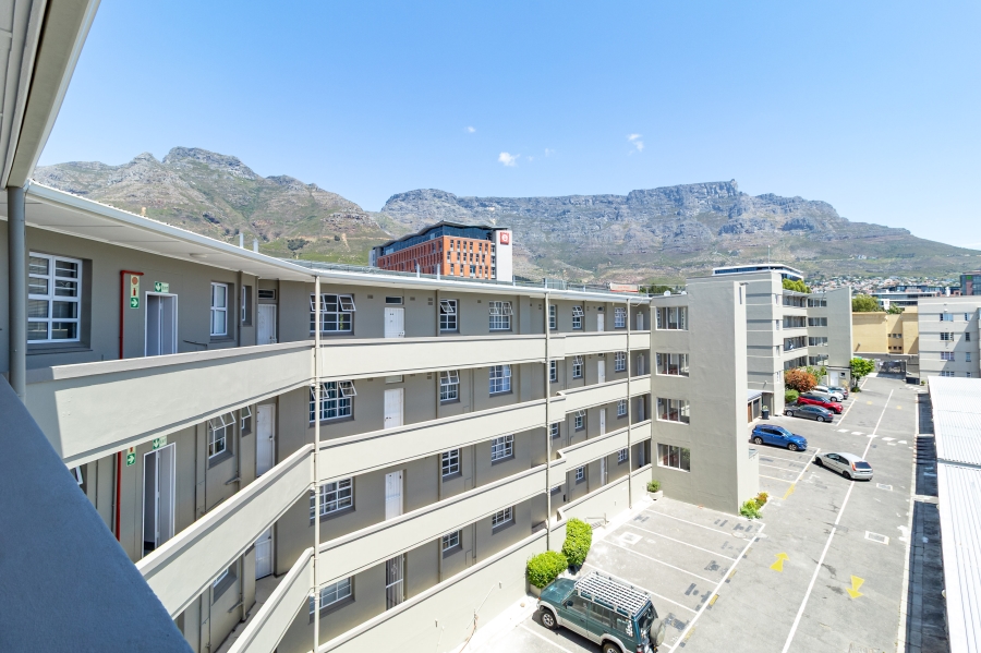 3 Bedroom Property for Sale in Zonnebloem Western Cape